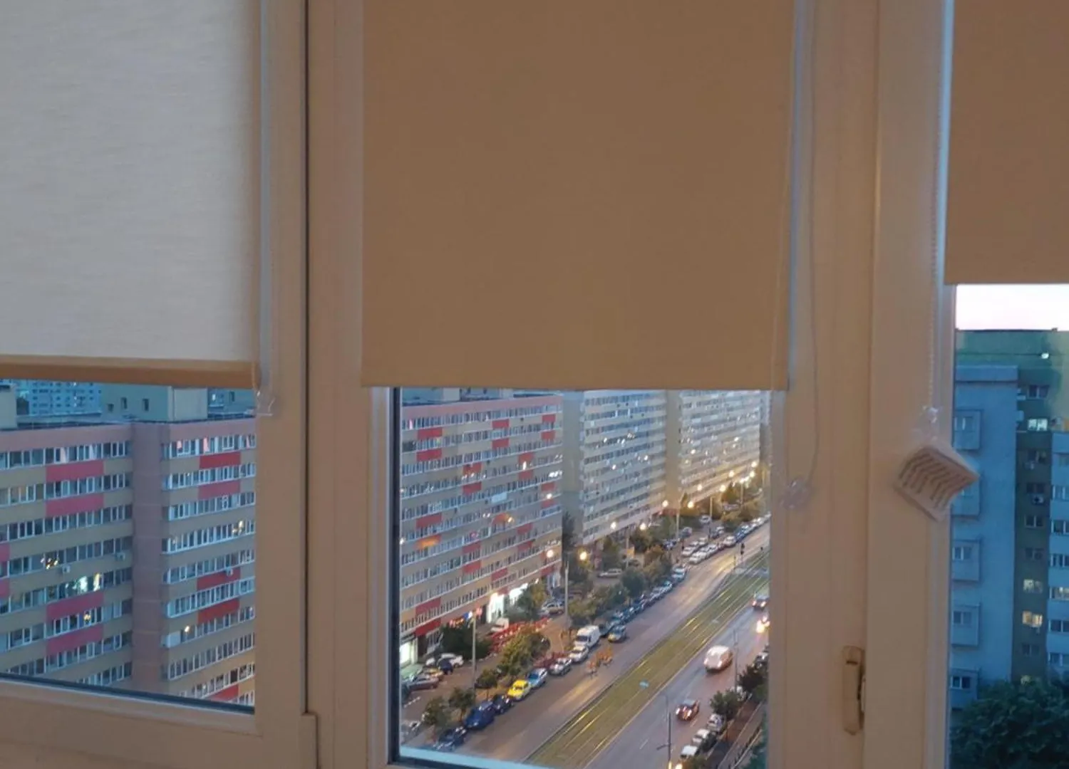 Panorama Mega Apartament Pantelimon Bucureşti
